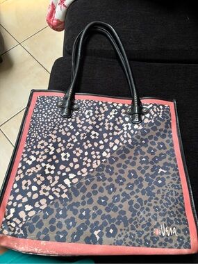 Leopard-Print Canvas Tote in Pink and Black